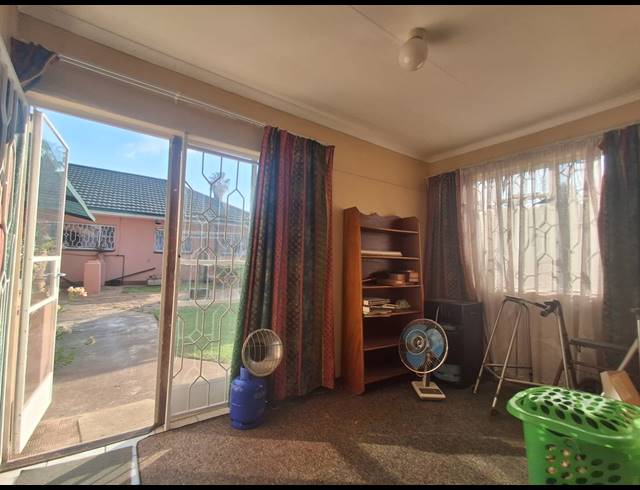 3 BEDROOM HOUSE FOR SALE IN SONLAND PARK